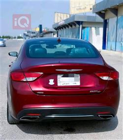Chrysler 200